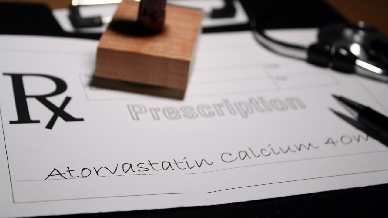 Prescription pad with words Atorvastatin 40mg